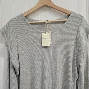 Lucky Brand Women's Light Gray Ribbed Long Sleeve Sweater